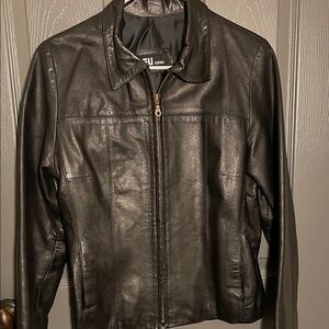 Gorgeous Classic Women's Black Leather Jacket (M)